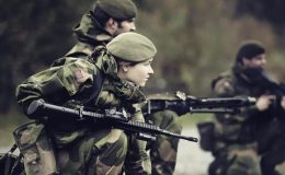 Norweç silahlı kuvvetleri kadınlardan oluşan özel kuvvetler eğitimlerini başlattı.