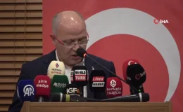 Siyaset Akademisi’ne katılan kadınlara sertifikaları verildi